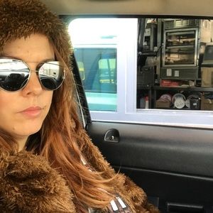 Meet your Posher, Amy